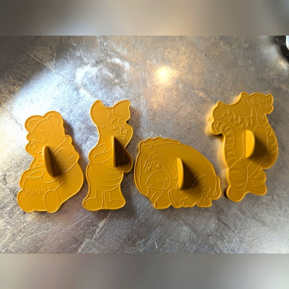 Disney Wilton Winnie the Pooh Cookie Cutters 1994 Eyore Tigger Piglet